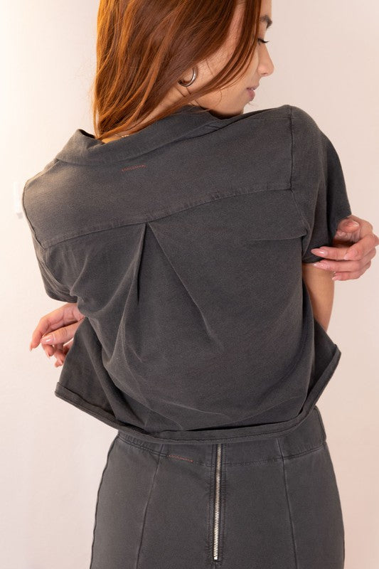 BUTTON DOWN CROP IN VINTAGE BLACK