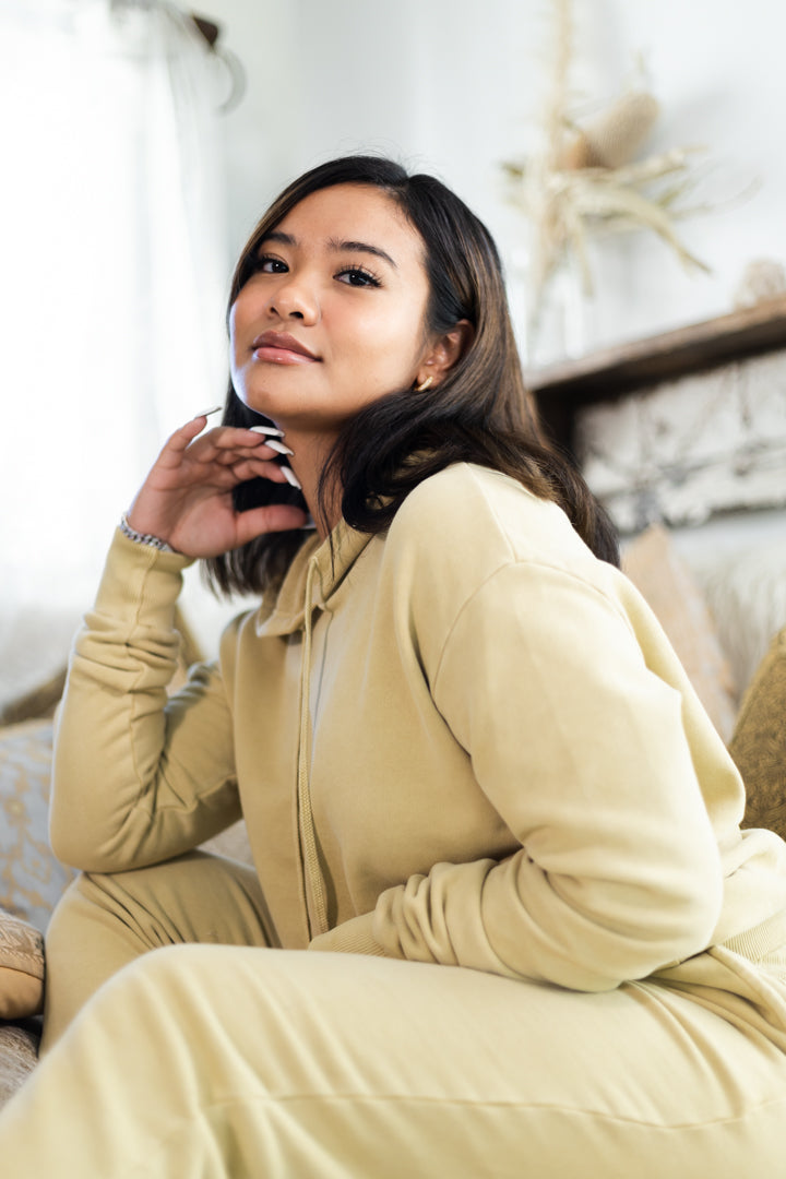 DAYDREAMER HOODIE IN MUSHROOM