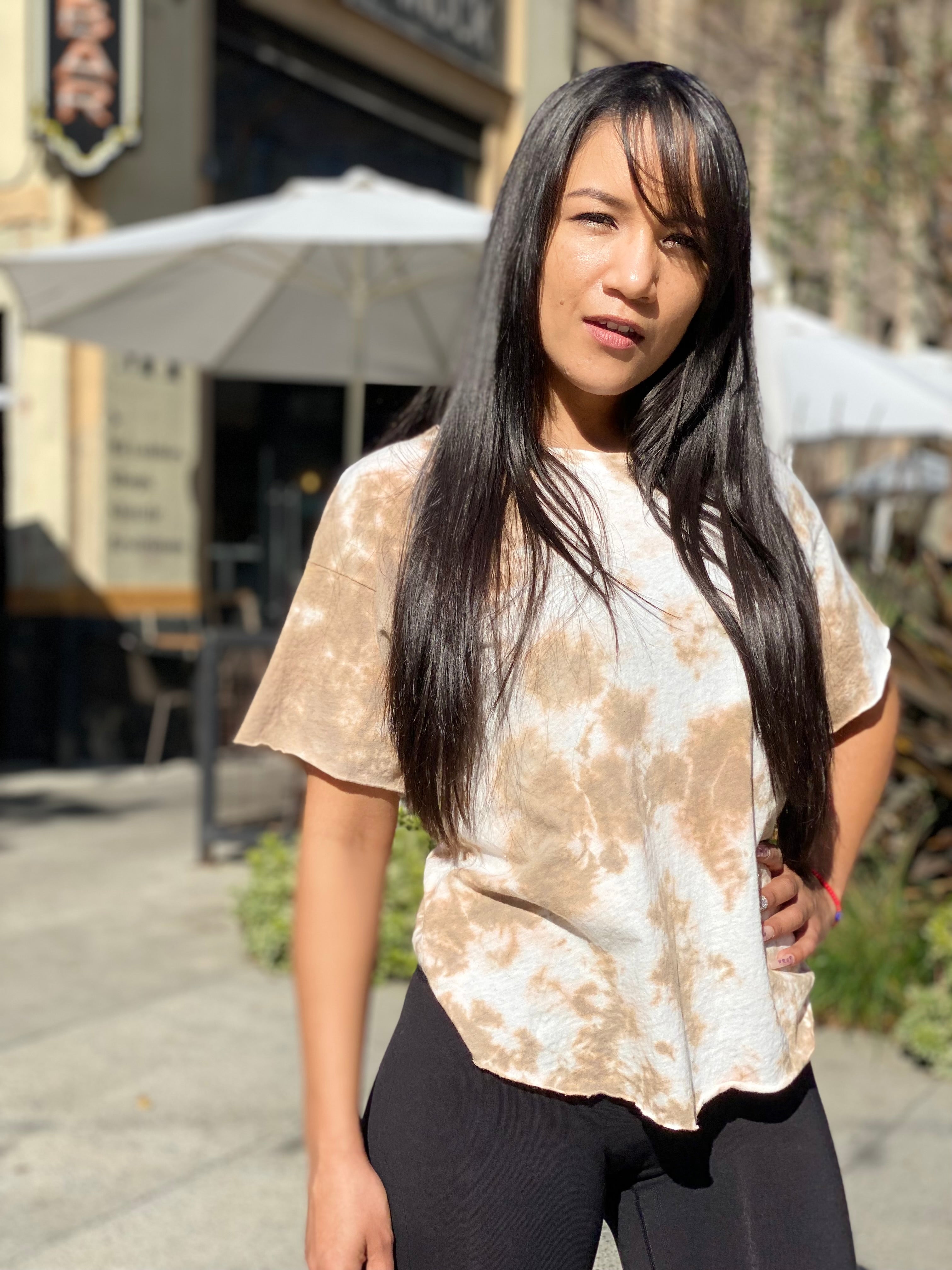 MODEL IS WEARING SIZE SMALL