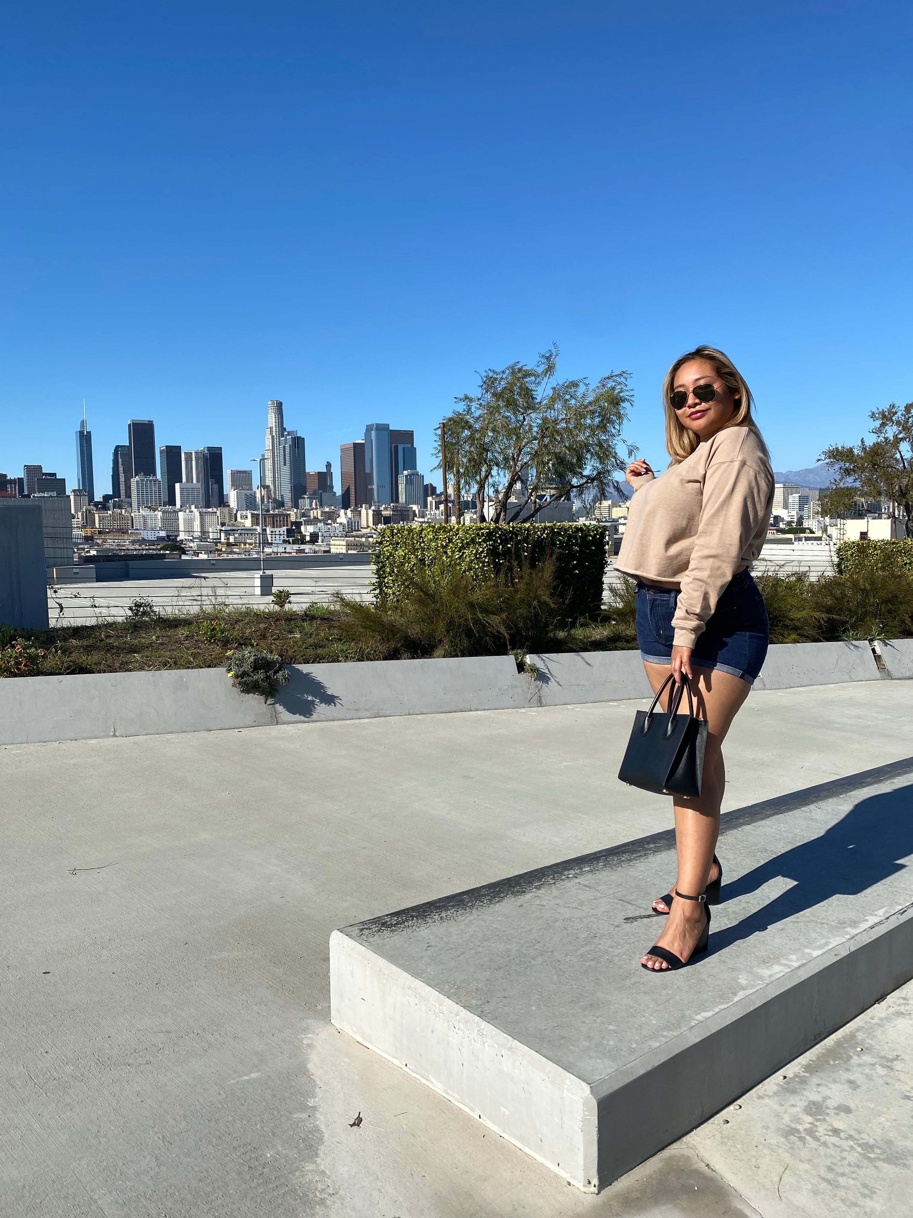 RECYCLED FRENCH TERRY TOP IN TAUPE